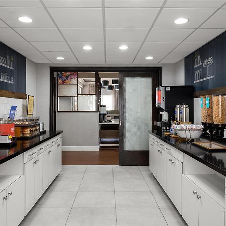 Hampton Inn & Suites Fort Lauderdale Airport Холивуд Екстериор снимка