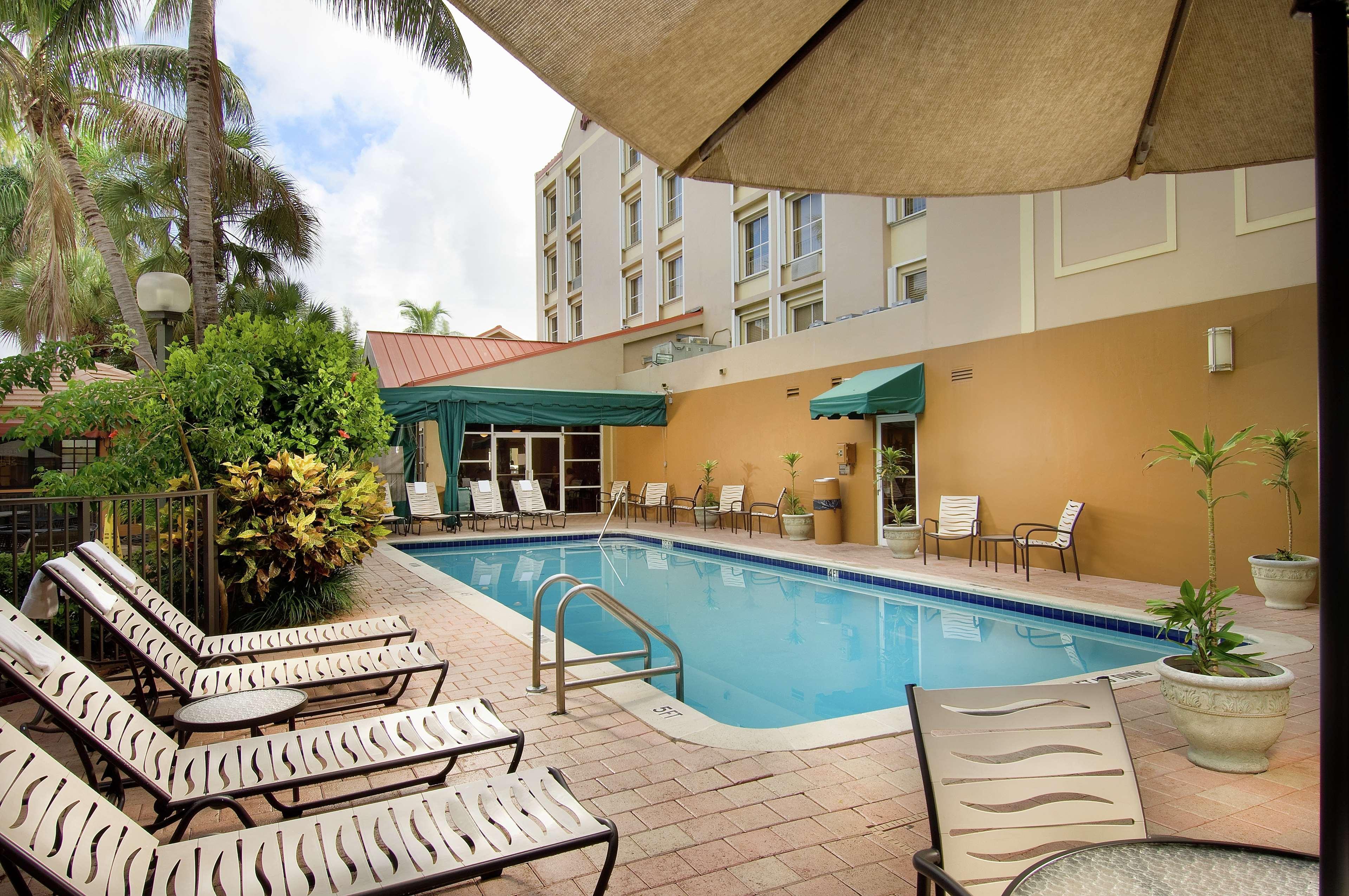 Hampton Inn & Suites Fort Lauderdale Airport Холивуд Съоръжения снимка